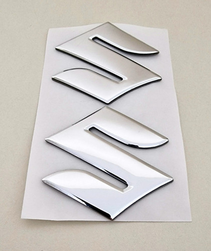 Suzuki silver chrome - suzuki, 3d
